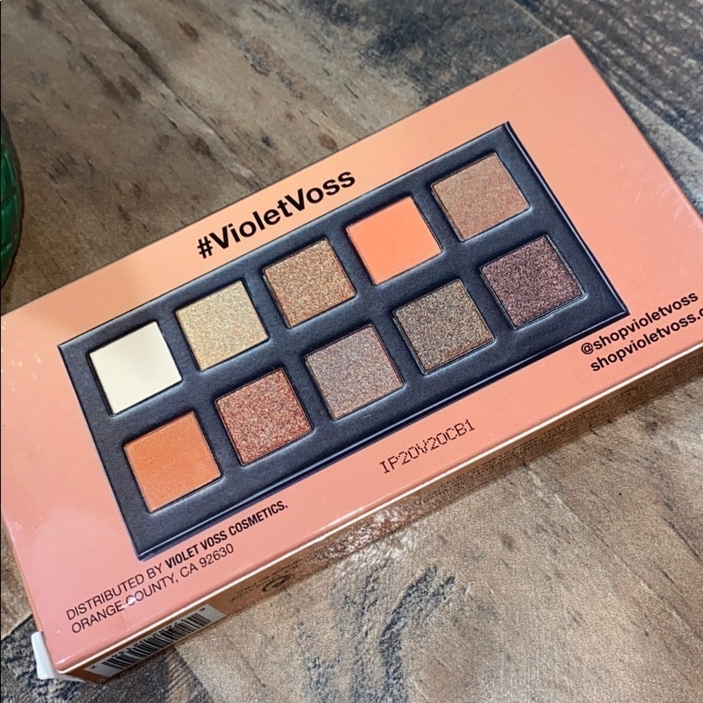 Violet Voss eyeshadow palette 10‎ shades new